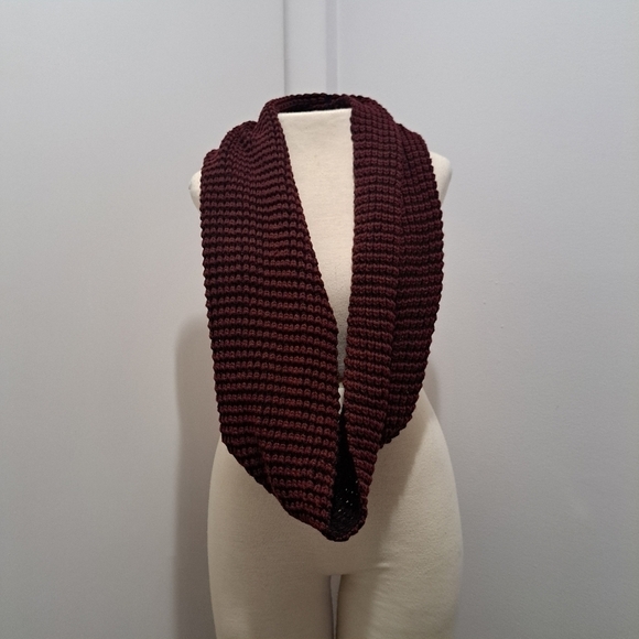 Rampage Red And Black Knit Infinity Scarf - Picture 2 of 11